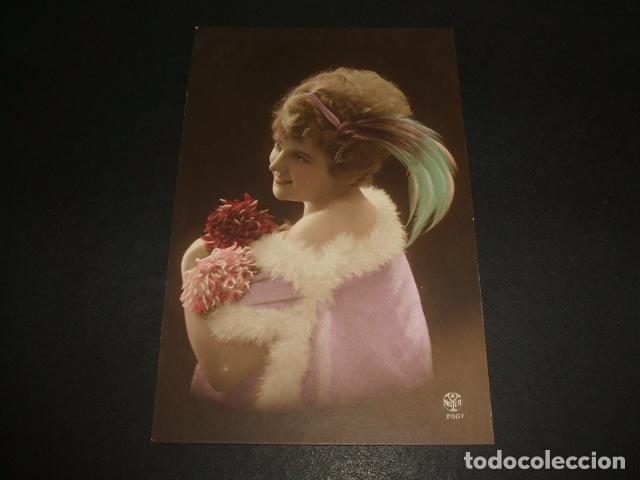 Postales: MUJER ELEGANTE POSTAL - Foto 1