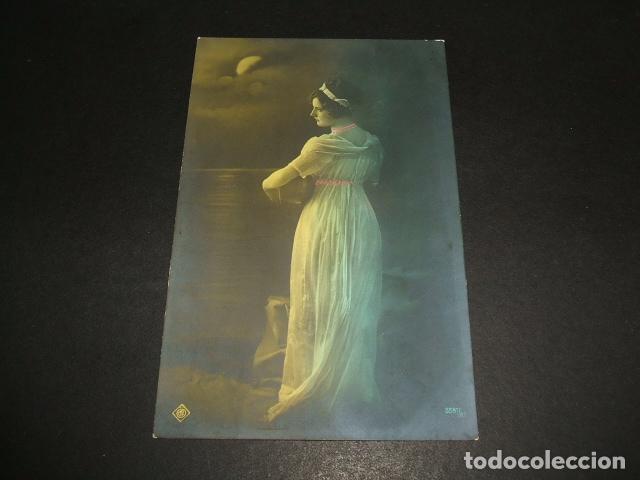 Postales: MUJER ELEGANTE POSTAL - Foto 1