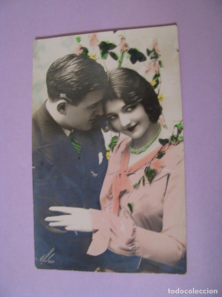 Cartoline: TARJETA POSTAL. PAREJA. ED. MARGARA, ESPA&Ntilde;A. ESCRITA.