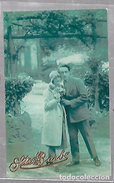 Postales: TARJETA POSTAL DE GALANTES Y MUJERES - IMAGEN DE ENAMORADOS EN PAISAJE SILVESTRE