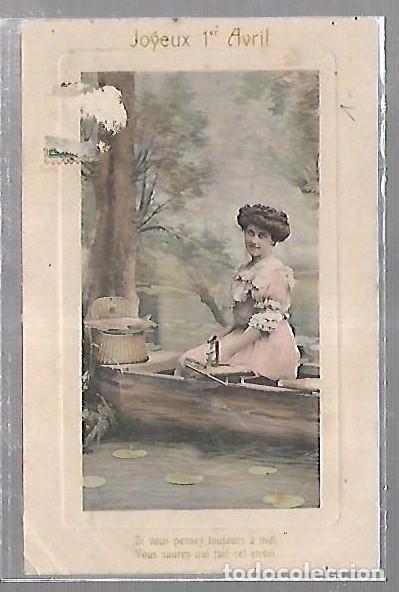 Postales: TARJETA POSTAL DE GALANTES Y MUJERES - MUJER EN BARCA EN PAISAJE CAMPESTRE