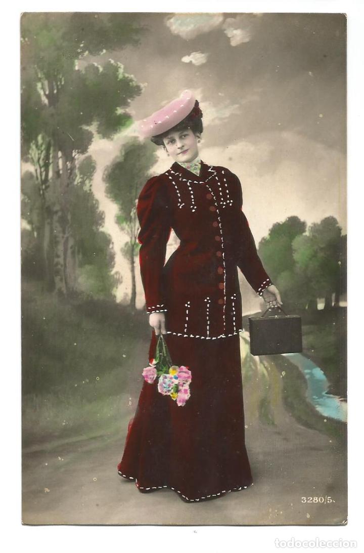 Postkarten: Dama de &Eacute;poca Bella Se&ntilde;ora Rom&aacute;ntica Postal antigua modernista coloreada con puntos resaltados 1907