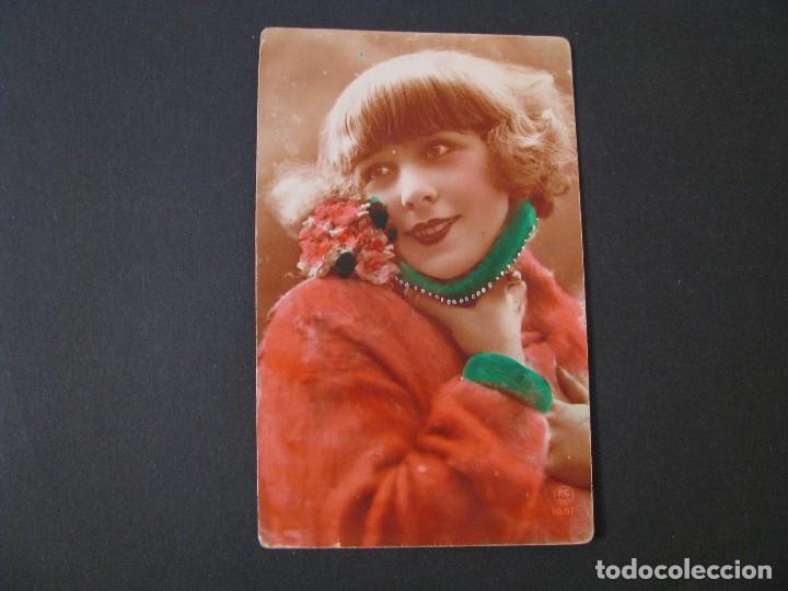 Postcards: POSTAL FOTOGR&Aacute;FICA DE UNA JOVEN. P-C. 1651. PARIS FRANCIA ESCRITA 1928.