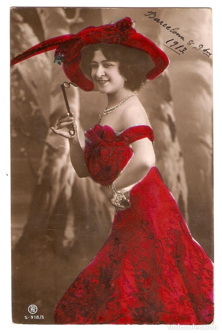 Postais: POSTAL - ROM&Aacute;NTICA - DAMA DE LA &Eacute;POCA, SOMBRERO ROJO - CIRCULADA 1913 - COLOREADA