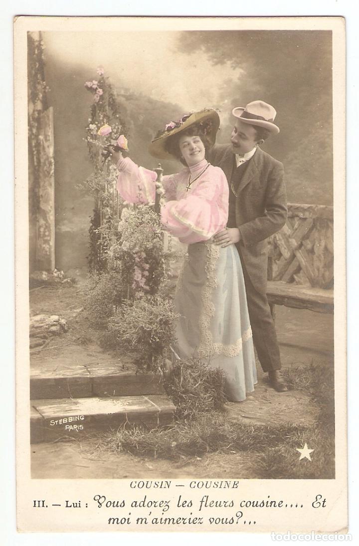 Postais: POSTAL - ROM&Aacute;NTICA - PAREJA DE LA &Eacute;POCA, REJA DE FLORES - CIRCULADA 1905 - COLOREADA