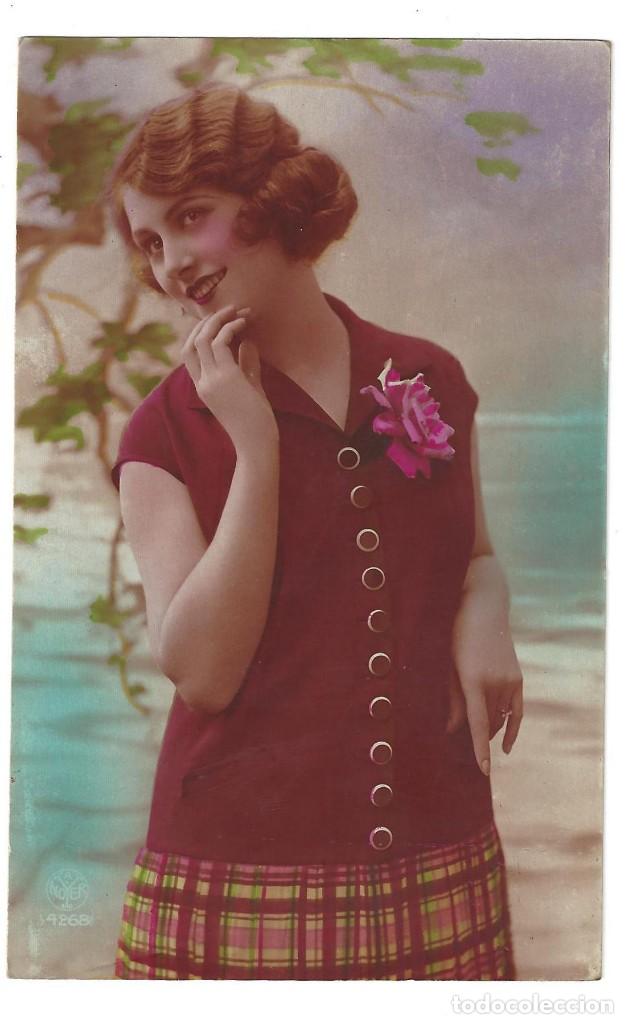 Postkarten: POSTAL ROM&Aacute;NTICA ANTIGUA COLOREADA- MUJER. NOYER N&ordm; 4268. FRANCE. ESCRITA- A&Ntilde;OS 20