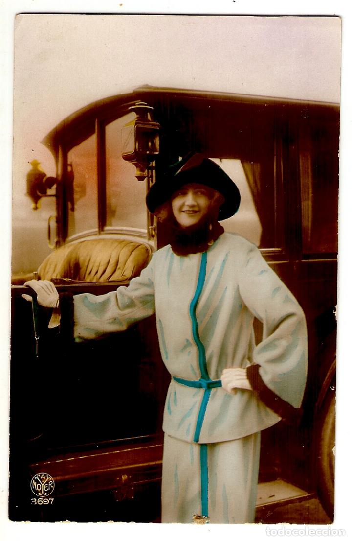Postais: POSTAL - ROM&Aacute;NTICA - DAMA JOVEN CON UN COCHE - COLOREADA DE &Eacute;POCA - ANOYER 3697