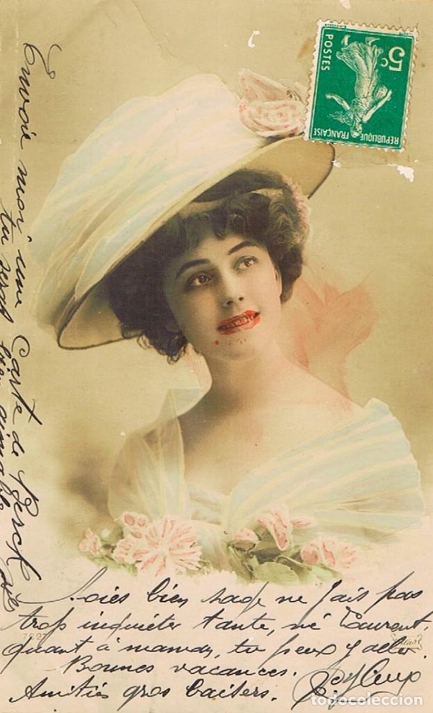 Postais: chica con bonito sombrero, coloreada a mano, circulada en 1911