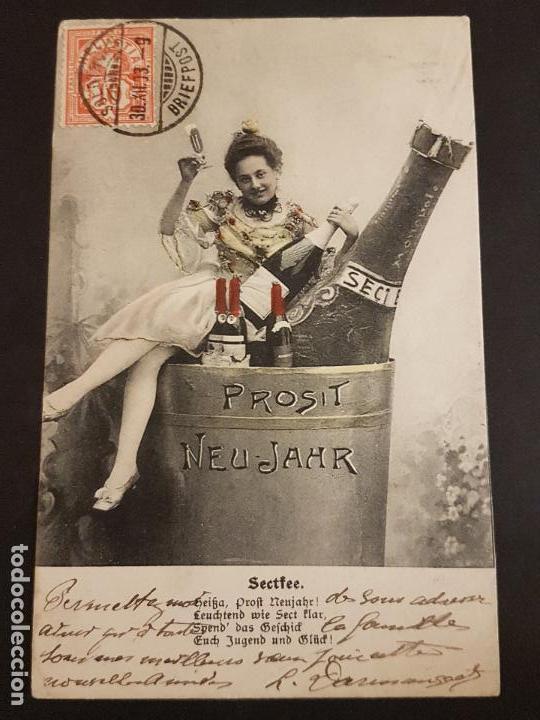 Postales: MUJER EN CUBITERA CON BOTELLAS DE CHAMPAN - Foto 1