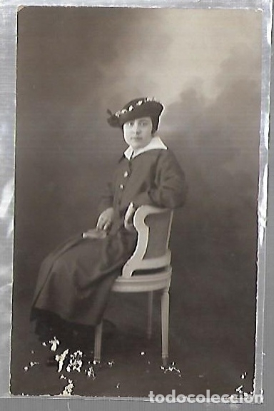Postais: TARJETA POSTAL. RETRATO DE ESTUDIO DE SE&Ntilde;ORA SENTADA EN SILLA.