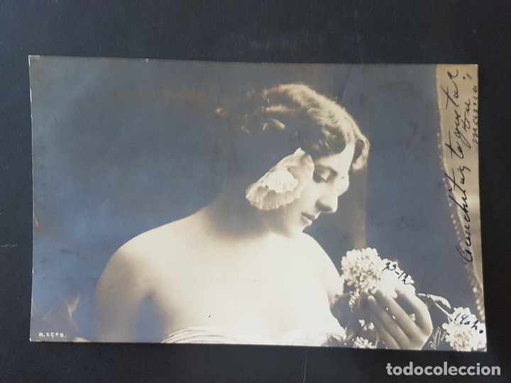 Postales: MUJER ELEGANTE POSTAL - Foto 1