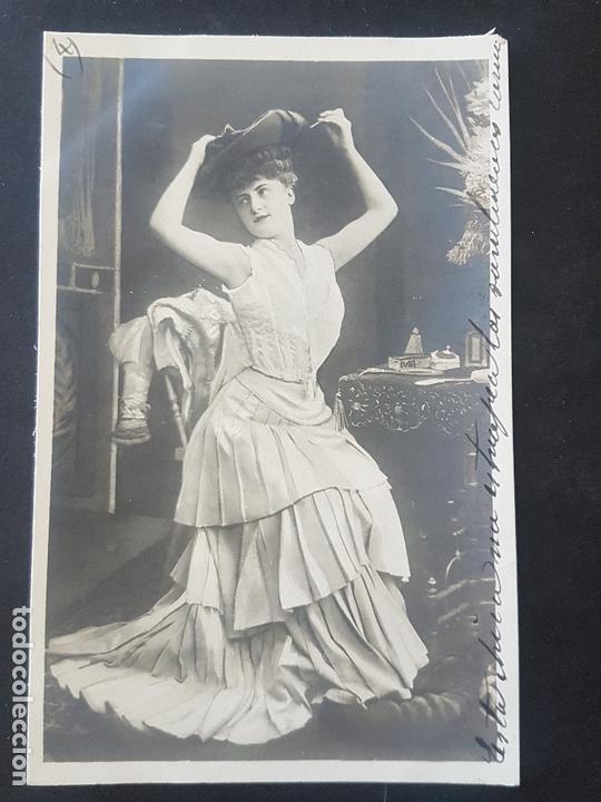 Postales: MUJER ELEGANTE POSTAL - Foto 1