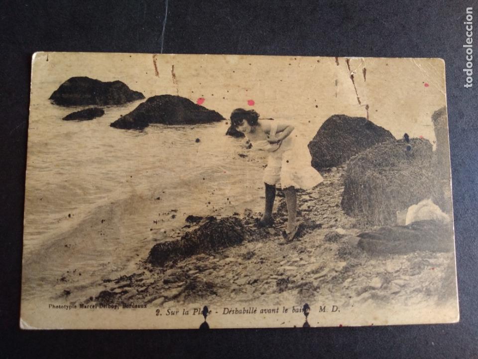 Postales: MUJER EN LA PLAYA POSTAL