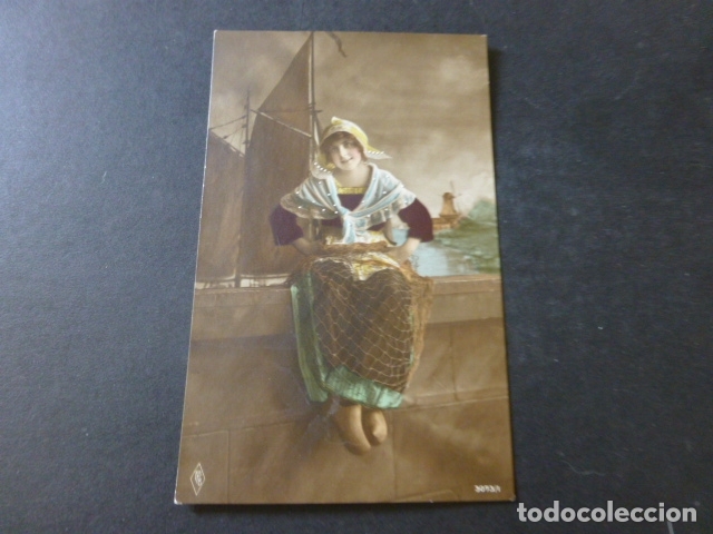 Postales: MUJER CON TRAJE REGIONAL POSTAL - Foto 1