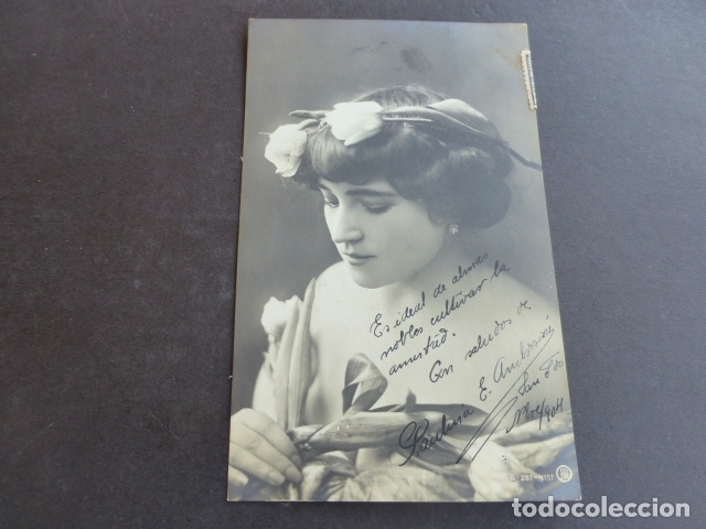 MUJER ELEGANTE POSTAL