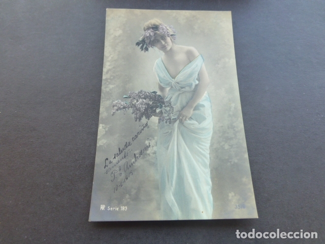 Postales: MUJER ELEGANTE CON FLORES POSTAL - Foto 1