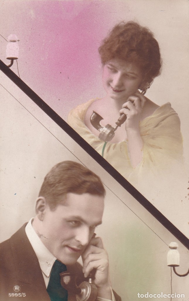 Postales: bella se&ntilde;orita hablando con su novio por tel&eacute;fono circulada 1922