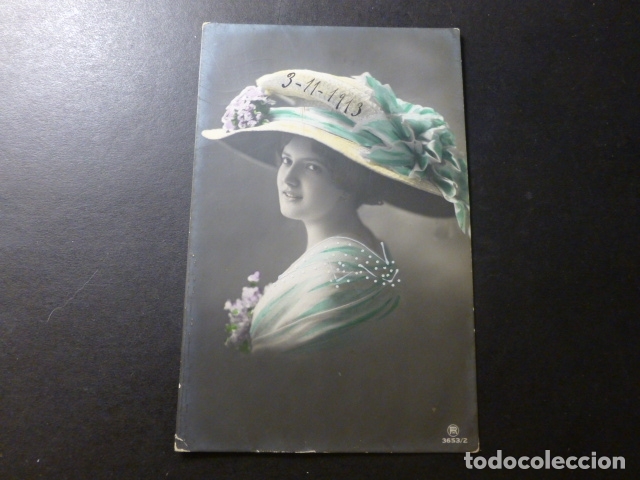 Postales: MUJER ELEGANTE CON SOMBRERO POSTAL - Foto 1
