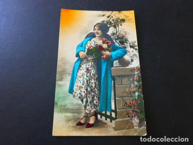Postales: MUJER ELEGANTE POSTAL - Foto 1