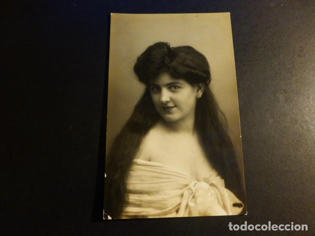 Postales: MUJER ELEGANTE POSTAL - Foto 1
