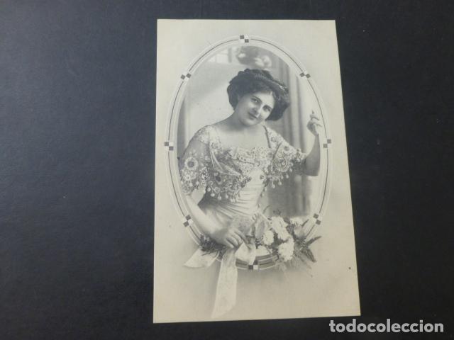Postales: MUJER ELEGANTE POSTAL