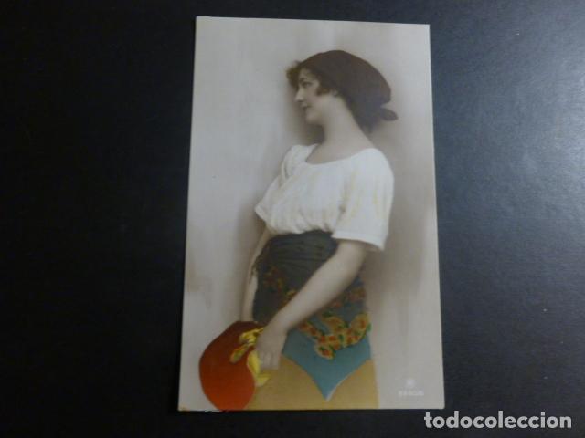 Postales: MUJER ELEGANTE POSTAL - Foto 1