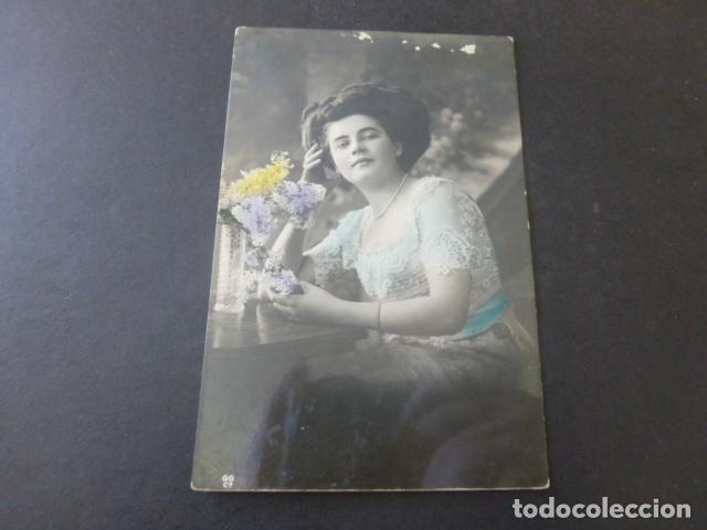 Postales: MUJER ELEGANTE POSTAL - Foto 1