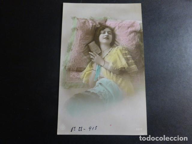 Postales: MUJER ELEGANTE POSTAL - Foto 1