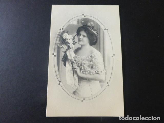 Cartes Postales: MUJER ELEGANTE POSTAL