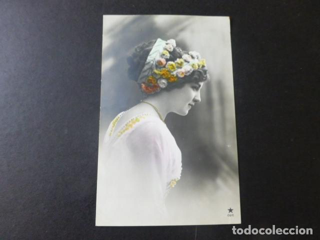 Cartes Postales: MUJER ELEGANTE POSTAL