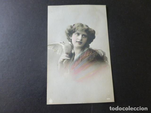 Postales: MUJER ELEGANTE POSTAL - Foto 1