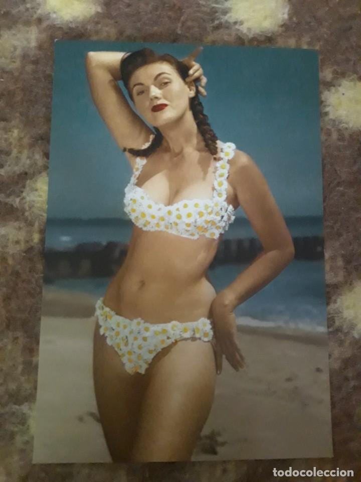 Postales: Bunny Yeager postcard - Foto 1