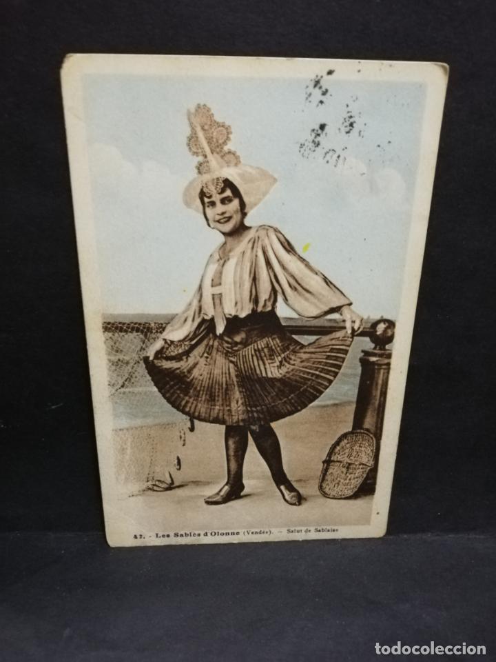 Postales: TARJETA POSTAL. GALANTES Y MUJERES. LES SABLES- D&acute;OLONNE. SALUT DE SABLAISE.