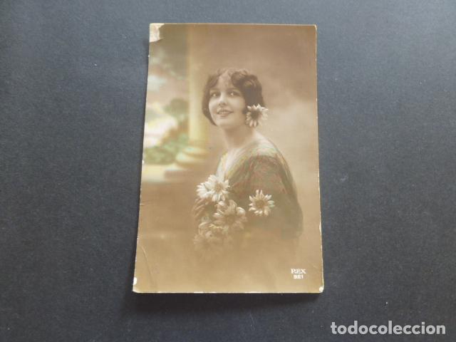 Postais: MUJER ELEGANTE POSTAL