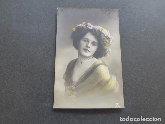 Postales: MUJER ELEGANTE POSTAL - Foto 1