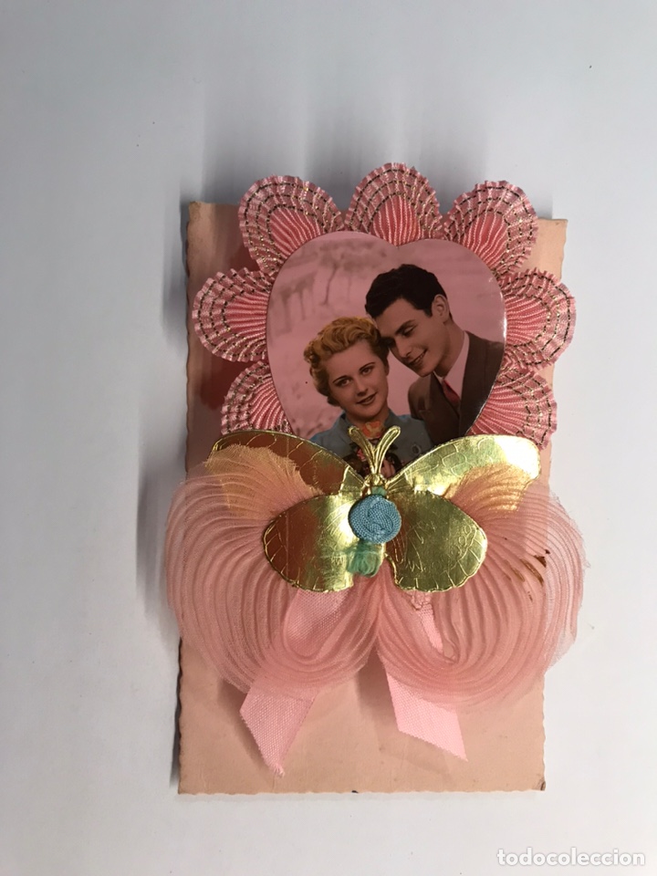 Postais: POSTAL TROQUELADA MOBIL, Francia: Que viva el amor. Con gasa y seda...(h.1950?) dedicada..