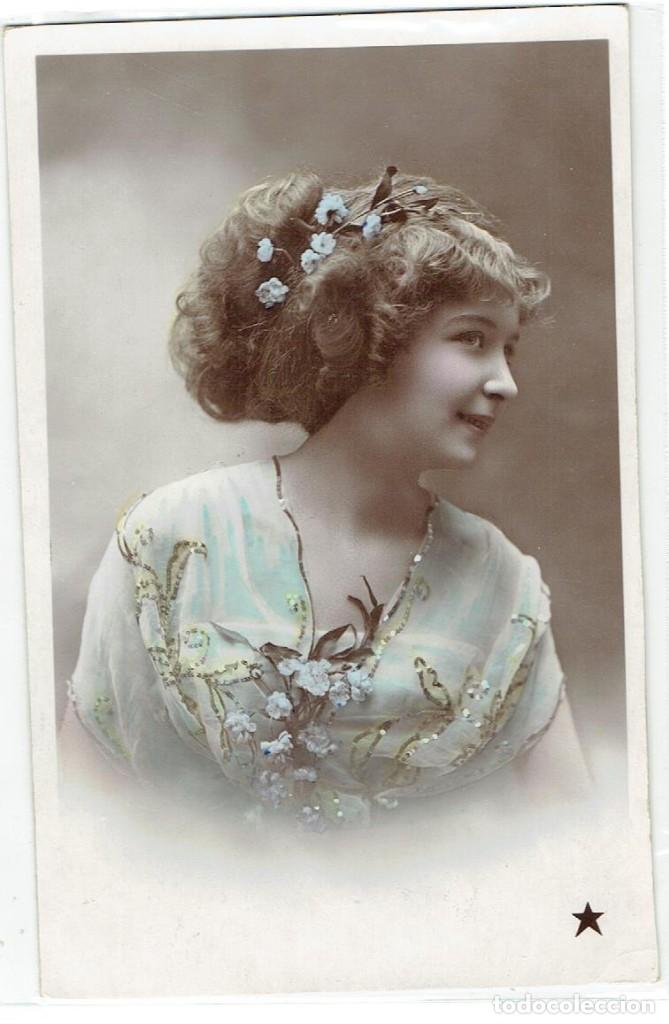Cartes Postales: POSTAL MUJERES, ESPA&Ntilde;A, CIRCULADA CON SU SELLO
