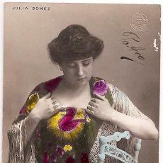 Postales: JULIA GÓMEZ - POSTAL ILUMINADA - FOTO BELTRÁ (BARCELONA) 1904 - TIPLE ZARZUELA TEATRO