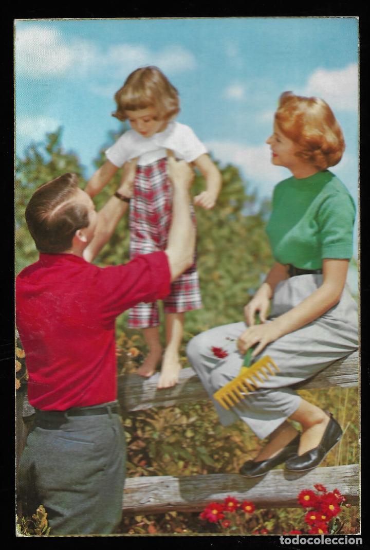 Cartoline: ANTIGUA POSTAL C Y Z - FAMILIA EN EL CAMPO - ref. 568/B - SIN CIRCULAR