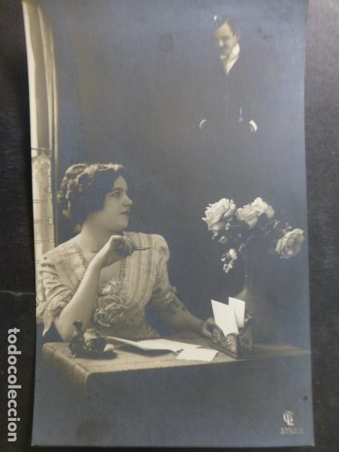 Cartoline: PAREJA DE ENAMORADOS POSTAL
