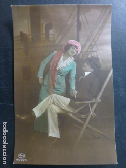 Cartoline: PAREJA DE ENAMORADOS POSTAL