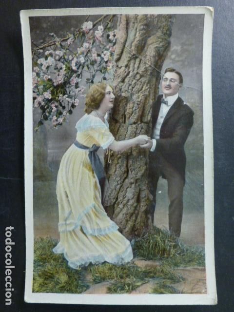 Cartoline: PAREJA DE ENAMORADOS POSTAL