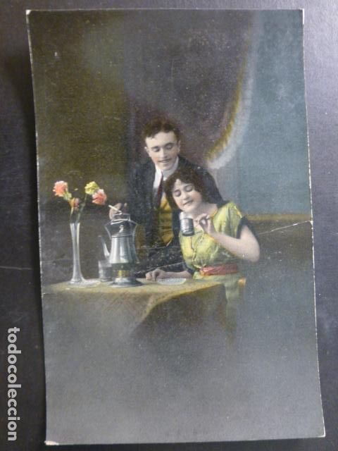 Postales: PAREJA DE ENAMORADOS POSTAL