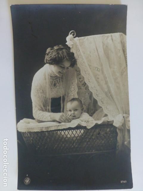 Postais: MADRE CON BEBE POSTAL