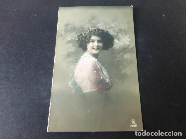 Postais: MUJER ELEGANTE POSTAL