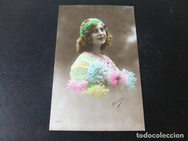 Postais: MUJER ELEGANTE POSTAL
