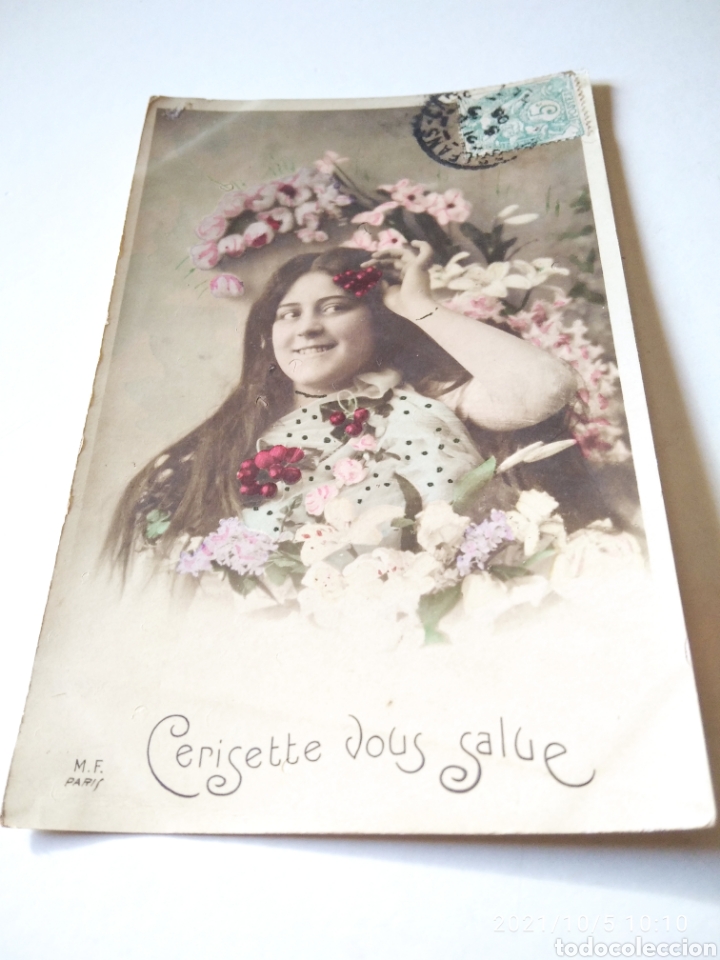Postcards: Postal antigua mujer flores