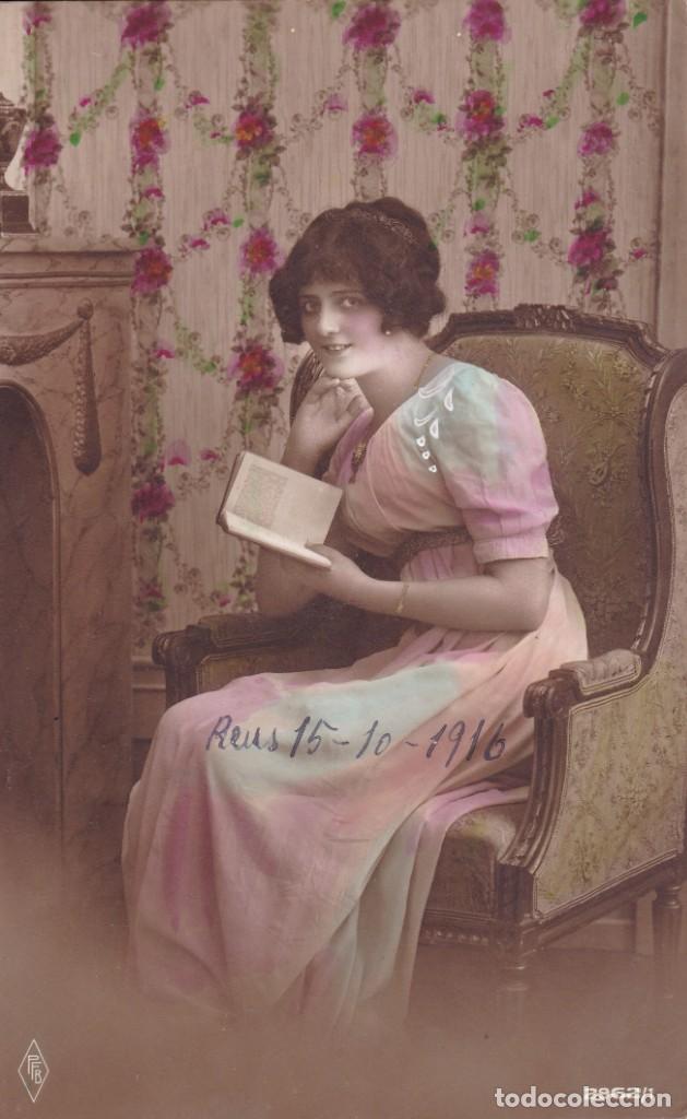 Postkarten: bella se&ntilde;orita principios siglo XX
