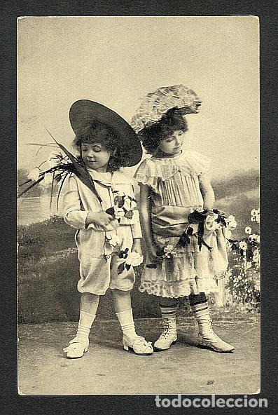 Postales: Postal romantica: Ni&ntilde;os.(num. 525-5