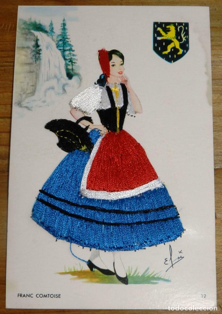 Postcards: FOTOGRAFIA DE MUJER CON TRAJE TIPICO DE FRANCIA - SUIZA, EL VESTIDO ESTA BORDADO , NO CIRCULADA.